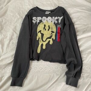 NEW LARGE Spooky Smiley World Face Sweatshirt cropped halloween scary soft gray
